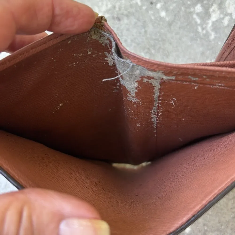 Louis Vuitton tri fold wallet - Picture 5 of 8